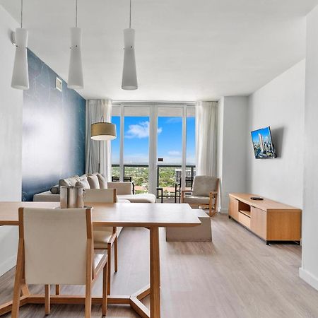 Modern One Bedroom Rental At Beach Walk Resort Miami 18Th Floor Hallandale Beach Exterior photo